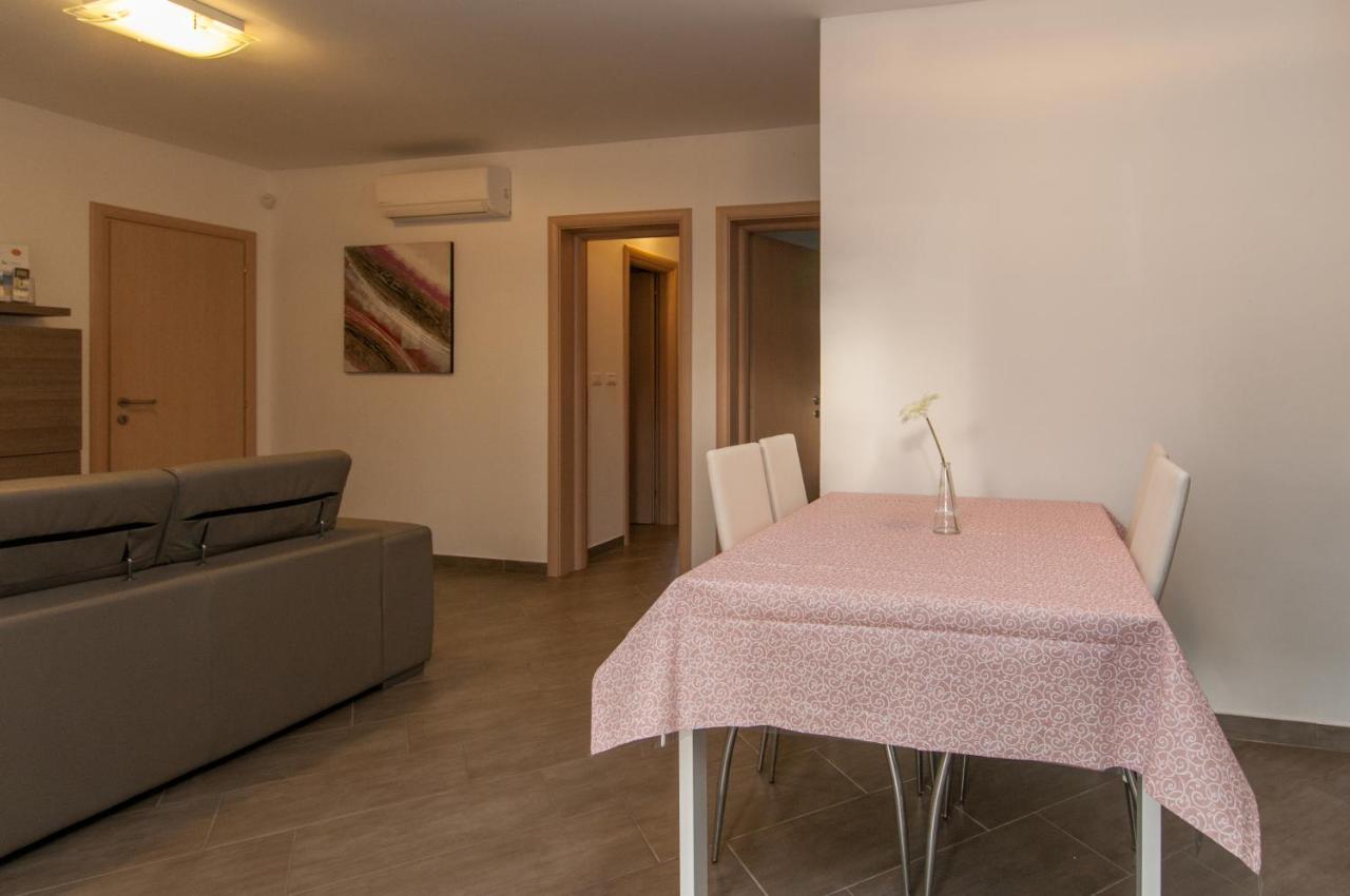 Seahouse 114 Aparthotel Mali Lošinj Εξωτερικό φωτογραφία